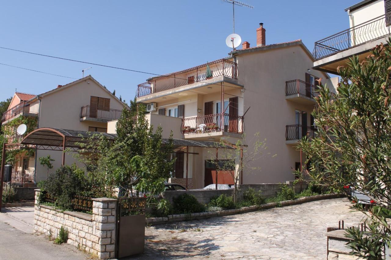 Apartments With A Parking Space Srima - Vodice, Vodice - 6099 Buitenkant foto