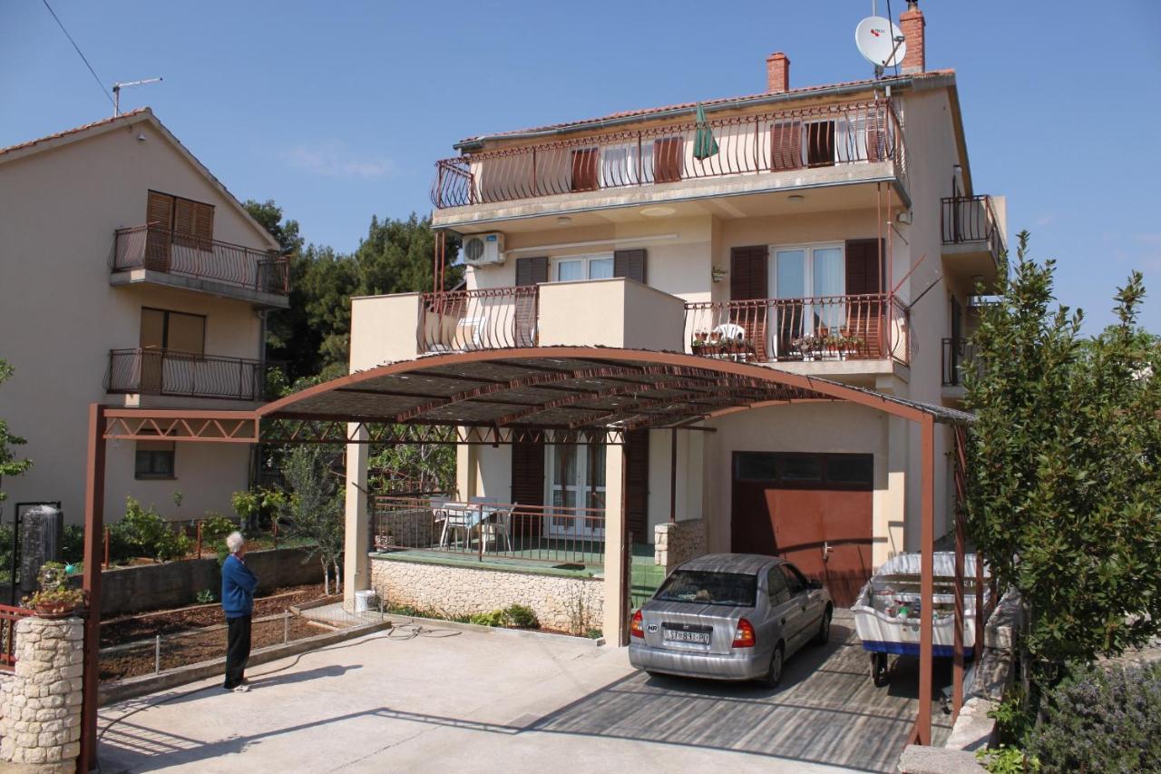 Apartments With A Parking Space Srima - Vodice, Vodice - 6099 Buitenkant foto