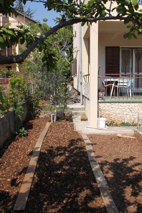 Apartments With A Parking Space Srima - Vodice, Vodice - 6099 Buitenkant foto